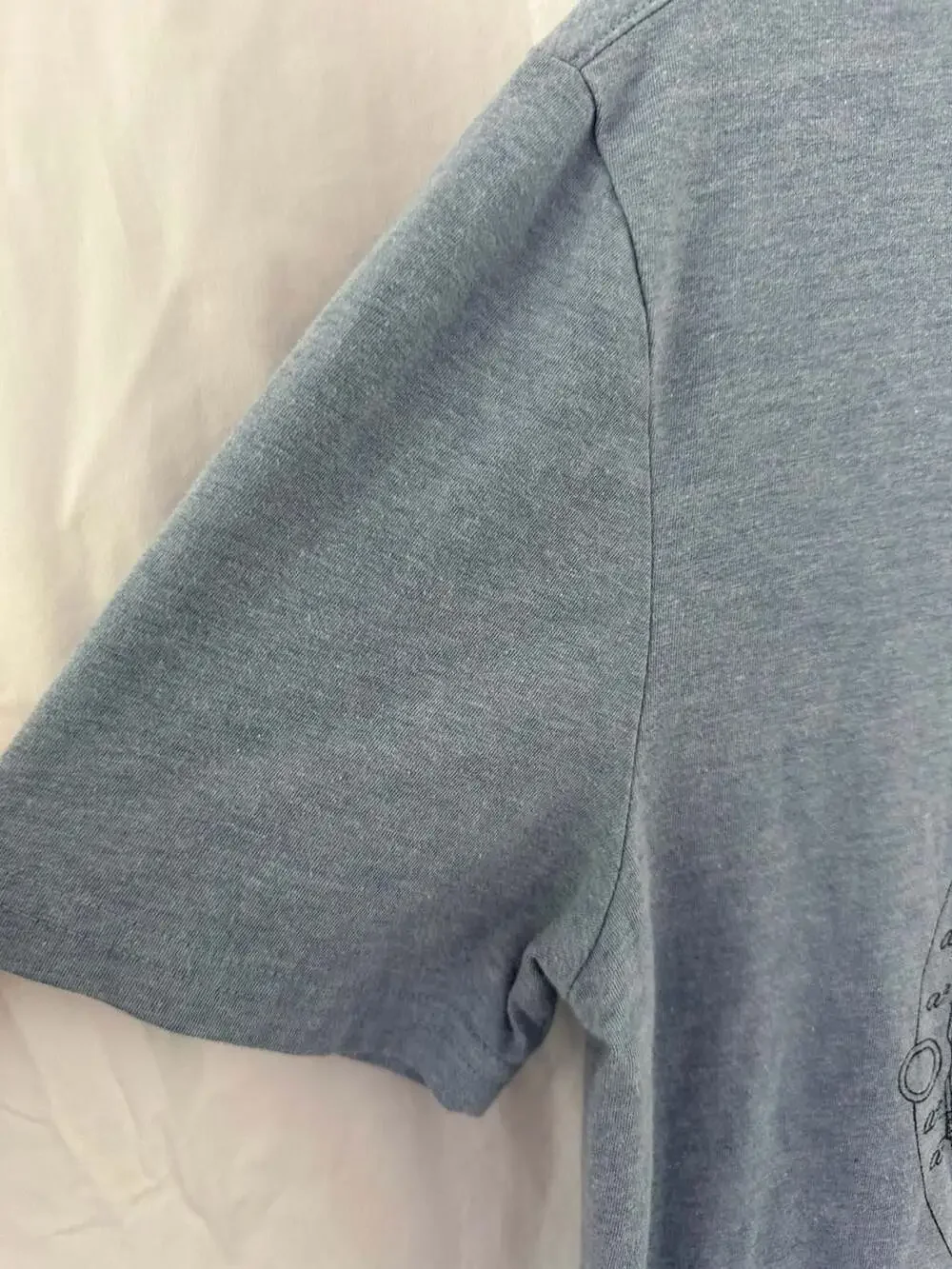 Banana Republic Eco T-Shirt Blue Pocket Compass Patent Print Medium Long